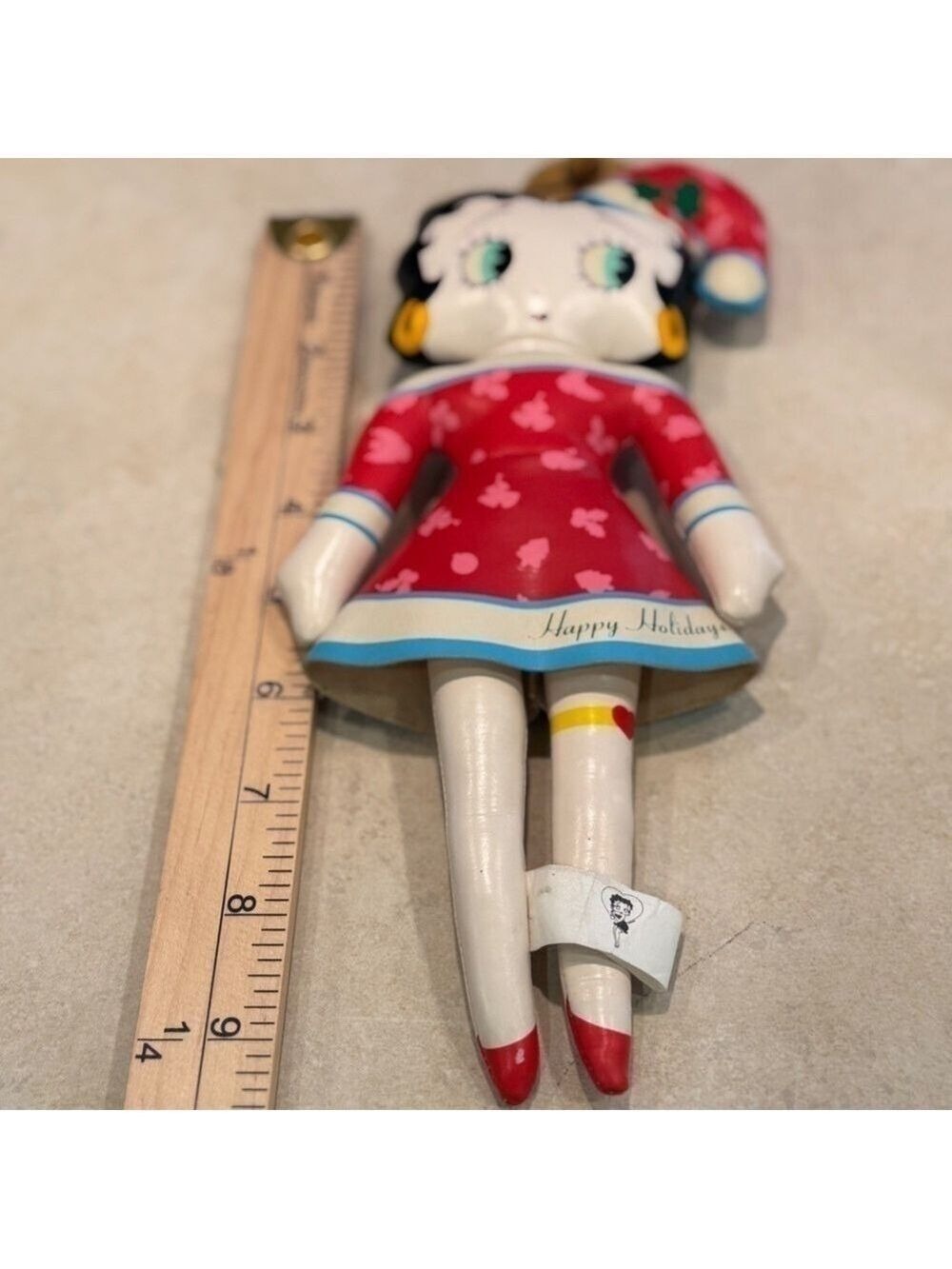Betty Boop 2011 Santa Holiday Vinyl Rag Doll - Picture 3 of 4